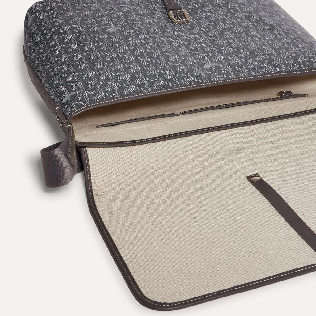 Capetien Messenger Bag