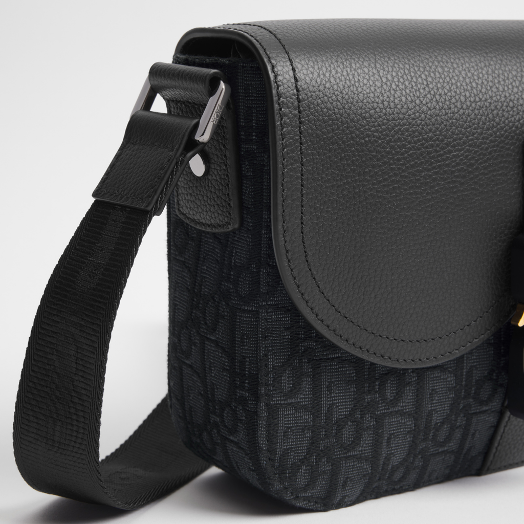 Saddle Messenger Bag